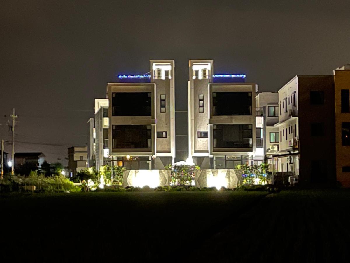 方興top會館 全新包棟電梯民宿 三星郷 エクステリア 写真