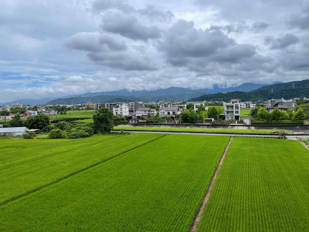 方興top會館 全新包棟電梯民宿 三星郷 エクステリア 写真